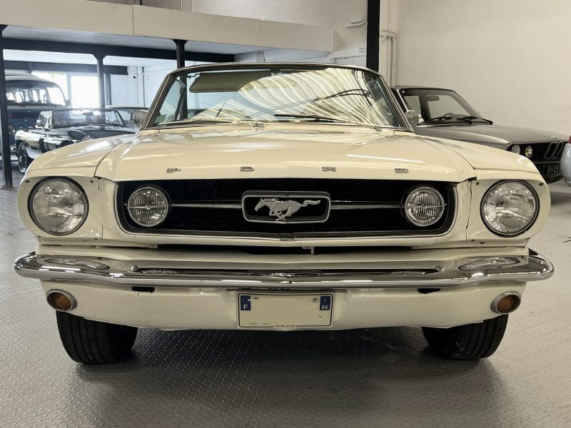 Ford Mustang GT 289 - freins a disques avant et arrière - boite manuelle 5