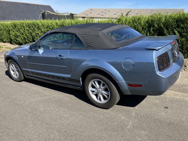 Ford mustang v6