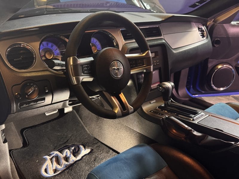 Ford Mustang 2010 V8 4,6L , custom by West Cost Customs