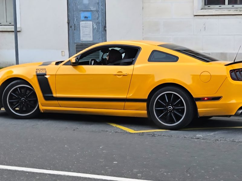 Mustang Boss 302 - 2013 - 444Cv