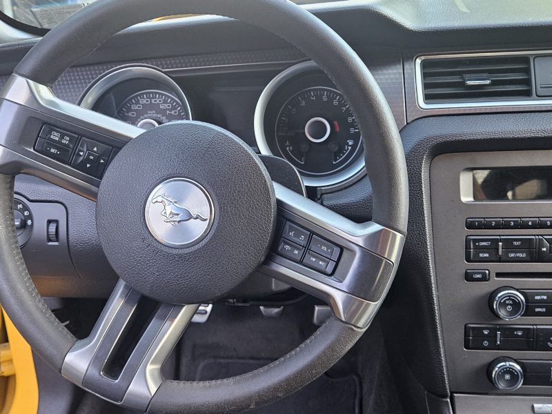 Mustang Boss 302 - 2013 - 444Cv